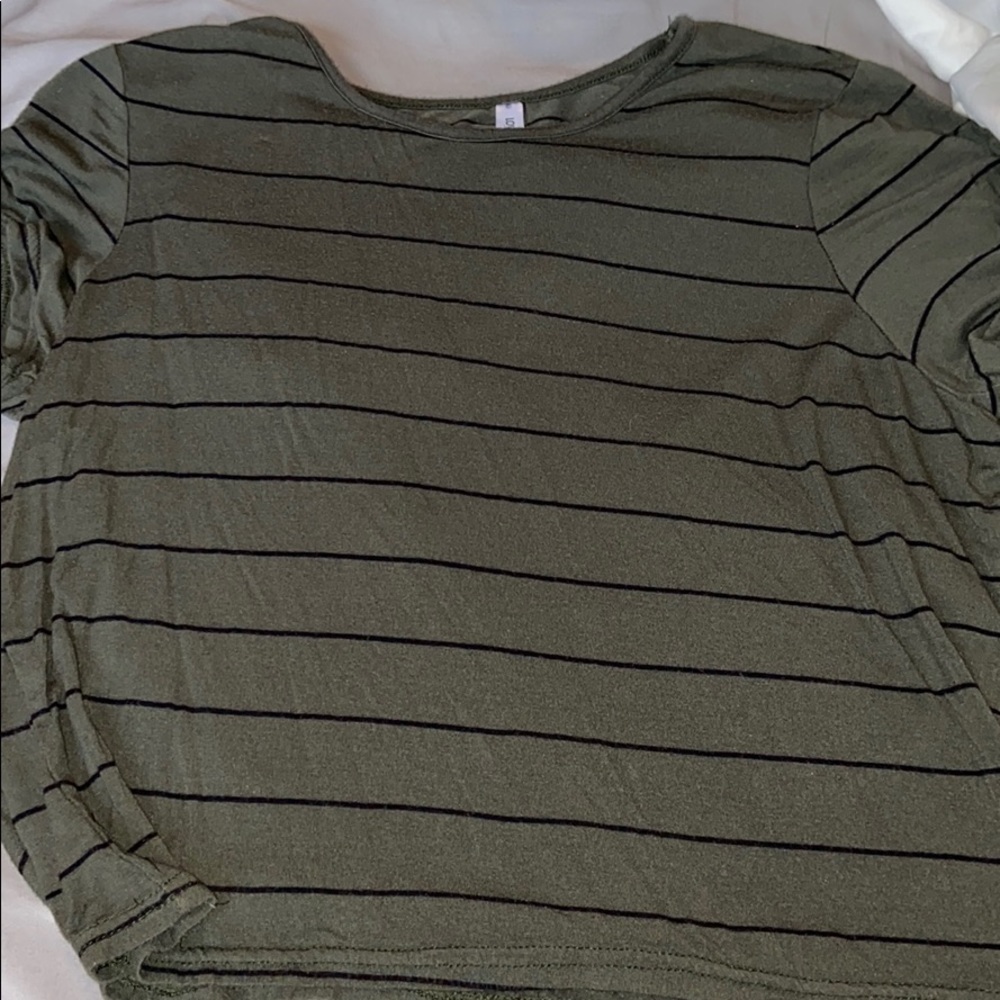 OLIVE GREEN STRIPPED CROP TOP